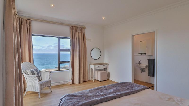 To Let 6 Bedroom Property for Rent in Pinnacle Point Golf Estate Western Cape